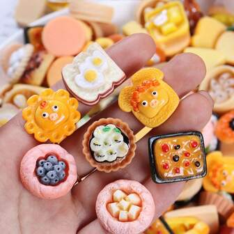 100pcs/50pcs/30pcs/10pcs/5pcs/1pc Mini Bread Cake Dessert Food Toys, Realistic Dessert Food, Dollhouse Decor Accessories, DIY Food Toys, Party Favors, Holiday & Birthday Small Gifts