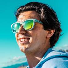 Goodr Sunbathing With Wizards Polarized Sunglasses, Medium Sized (OG), Light Blue Translucent Frames With Gold Mirrored Reflective Lenses, UV400 Protection, No Slip, No Bounce - 1 - 查看 5