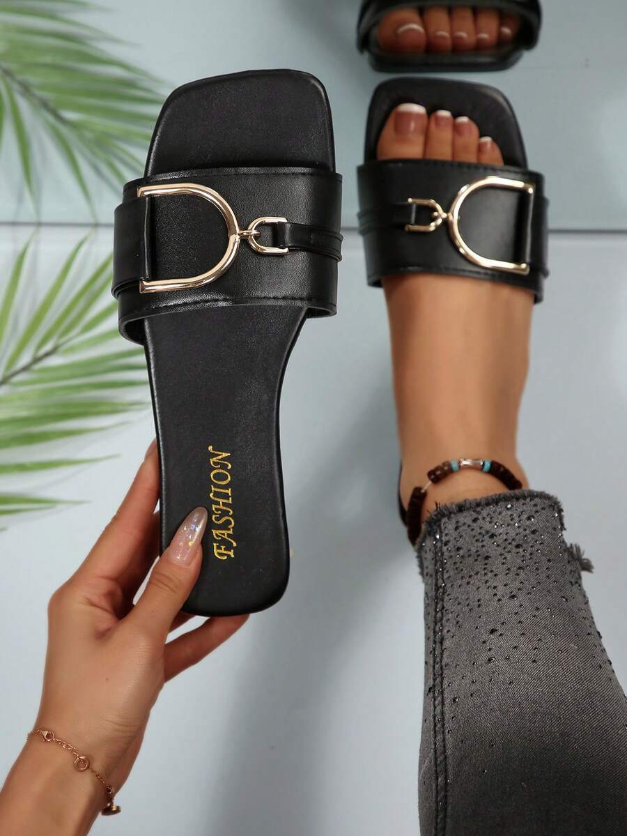 Nuevas sandalias planas de talla grande para mujer con cómoda punta cuadrada, hebilla metálica y correa, de estilo casual, para uso en exteriores, vacaciones, playa y verano - Negro - Ver 1