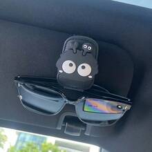 1 Magnetic Car Sun Visor Glasses Holder - Adorable Coal Elf Design, Stylish Glasses Holder With Strong Magnetic Mount, Car Accessory (Black/Gray/Beige/Red), Car Decor, Fun Design, Secure Magnetic Attachment, Fashionable Car Glasses Holder - màu đỏ - Xem 9