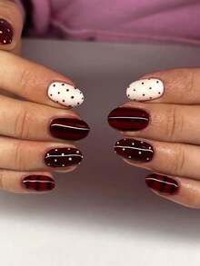 24片Y2K风格短椭圆红色法式美甲贴纸，饰以棕色和红色线条以及波点图案，展现西式风格，完美贴合，包含1瓶甲油胶和1把指甲锉，适合女孩日常佩戴，也适合秋冬季的派对和聚会。 - 彩色 - 查看 2