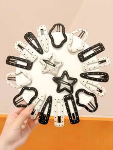 12件套黑白极简时尚发夹组合，星形、方形、波浪形款式 - 适合女孩和女士，打造酷炫时尚感。适合休闲、工作、户外等各种场合，打造时尚造型。轻巧便携，是打造各种发型的必备单品，包括发夹、发爪、发卡、发夹、发饰、头部饰品、女士发饰等。 - 彩色 - 查看 12