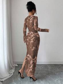 V领褶裥修身数码印花中长连衣裙，适合圣诞节、新年、日常穿着和约会。 - 咖啡 - 查看 2