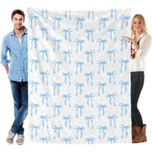 1pc Cozy Bowknot Print Flannel Blanket - Soft, Vintage-Inspired Design With Pink Bows On White, All-Season Comfort For Home, Office, Camping & Travel, Machine Washable, Perfect For Halloween & Christmas Decor, Travel Accessory |   Playful Pattern |   Soft Texture, Blanket For Bed - 多色15 - 查看 15