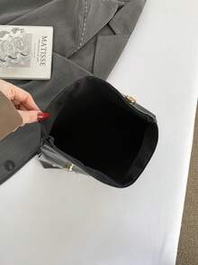 Modische, lässige, personalisierte Clutch-Tasche mit großer Kapazität, Nieten und umgerollter Kante - Schwarz - Übersicht 6