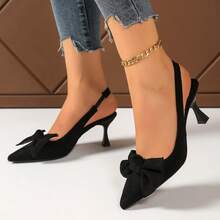 Zapatos de tacón para mujer Tacones altos estilo francés Novedades de temporada Zapatos versátiles y modernos para mujer Sandalias de punta afilada con una sola correa y lazo grande estilo francés Tacones altos Tacones de aguja de color liso A la moda - Negro - Ver 7