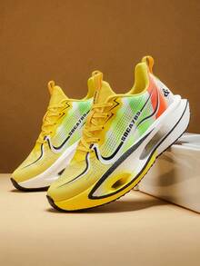 男女通用超轻专业马拉松跑鞋，内置碳板和缓震科技，透气低帮设计，荧光鞋面，缓震耐磨外底，适合四季训练、健身房、田径场和日常运动，简约风格 - 黃彩 - 查看 6