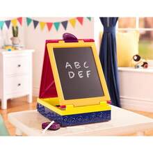 B. toys – Tablero Easel para niños – 2 Tableros de dibujo con Tiza, Marcadores, Borrador – Tablero portátil y Pizarra – Take It Easel – 2 años   – Take It Easel - Caballete con Acc - Ver 4