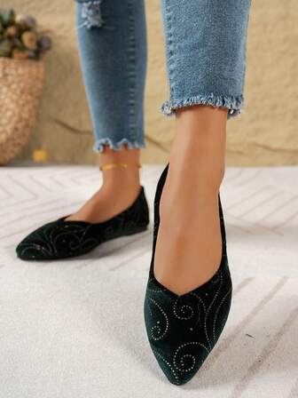 Fashionable Sequin Decor Pointed Toe Flat Shoes, Classic Black Design With Unique Shiny Embroidered Details, Elegant And Versatile For Casual Daily Or Evening Wear, Effortlessly Showcase Feminine Sophistication And Style.