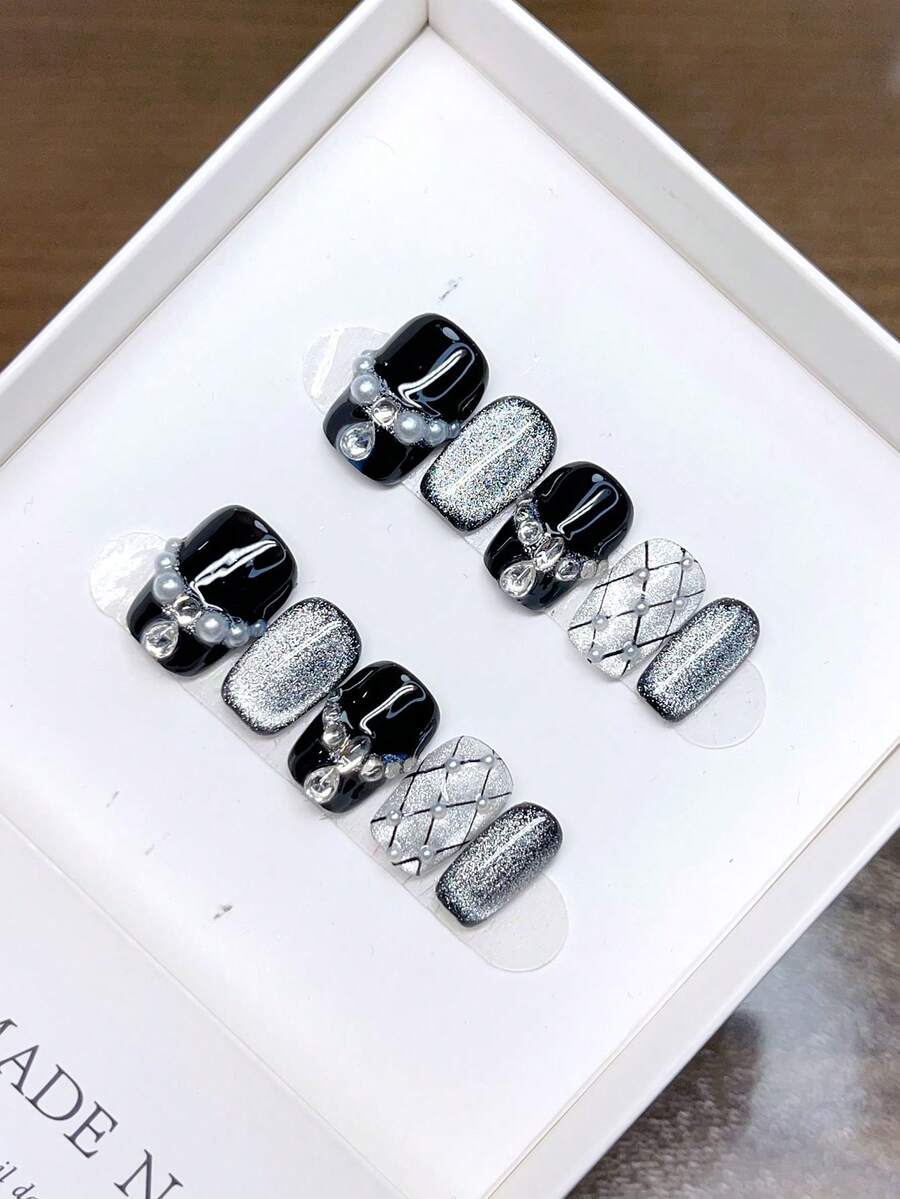Handmade Square Nail Stickers; Hand-Painted Silver Cat Eye Nail Art, High-Quality Minimalist Design, Autumn Nails, Full Coverage Fake Nails, Y2K Nails, Unique Niche Creative Fake Nails, Daily Wear Nails, Cute Modern Style Nails, Removable And Reusable