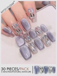 30 Pieces Press On Nails Square/Blue And White Color Blocked Nail Plate With Crystal Glitter Decoration For Short Nail Art To Enhance Your Temperament/Comes With Jelly Glue And Rubbing Strips Suitable For Aggregation, Reusable For Daily Use