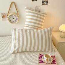 2pcs Minimalist Striped Pillowcases, Skin-Friendly Breathable Pillow Covers, No Filling, Suitable For Adult And Children, Applicable For All Seasons