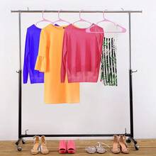 Utopia Home Kleiderbügel platzsparend – 50er Set Kunststoff Kleiderbügel, ultraschlank und rutschfest, weiß, platzsparende Bügel für Kleiderschrank und Garderobe-5636 - Rosa - Übersicht 7