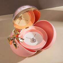 1 Hộp Trưng Bày Trang Sức Hình Cầu Vòm Có Nơ, Nắp Trong Suốt và Mái Vòm Nhọn Màu Vàng - Có Nhiều Màu Sắc (Xanh Ngọc Lam, Hồng, Đỏ) - Đế Chắc Chắn và Bề Mặt Bóng - Hộp Đựng Nhẫn và Dây Chuyền Nhỏ Gọn, Thích Hợp Làm Quà Tặng Ngày Valentine, Đám Cưới, Sinh Nhật - Hộp Trưng Bày Phụ Kiện Thanh Lịch - Hộp Hình Cầu Bằng Nhựa Bền Chắc với Nơ Vàng và Nắp Vòm Trong Suốt - Có Nhiều Màu Sắc, Hộp Trang Sức Lớn, Hộp Tổ Chức Lưu Trữ Trang Sức, Hộp Đóng Gói Trang Sức (Không Bao Gồm Trang Sức) - Nhiều màu - Xem 3