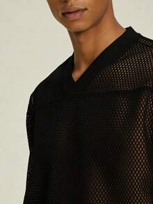 1PCS Summer Boxy Fit Crochet T-Shirt Men's 100% Polyester Mesh Jersey, Casual Urban Oversized Streetwear High-Quality V Neck Short-Sleeved Fashion Breathable Men Sexy Summer See Through Top Tee - 黑色 - 查看 4