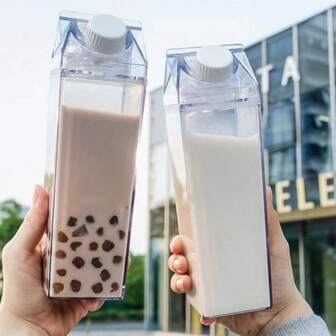 1pc Square Milk Cup, 500ml Or 1000ml Capacity, Minimalist Transparent Design, Made Of Thick Plastic, Healthy, Wear-Resistant, Durable, Sturdy, Non-Slip And Easy To Clean. Can Hold Beverages Up To 60°C/140°F. Leak-Proof Design And Rotary Sealing Ring Prevent Milk Leakage.