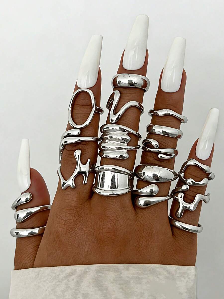 17pcs Vintage Elegant Chunky Design Women Metal Silver Color Ring Set, Suitable For Daily Wear And Party - Silver - View 1
