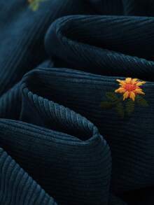 Plus Size A-Line Midi Corduroy Skirt With Floral Embroidery And Pockets - Teal Blue - View 5