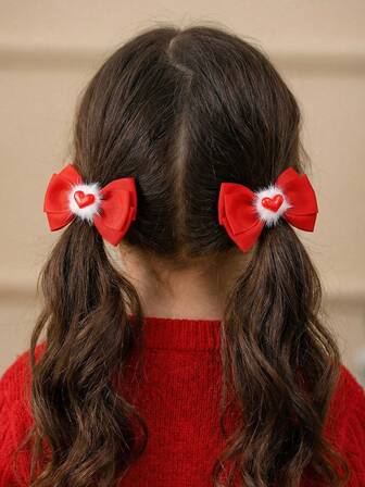 Set van 2 rode haarclips met strik en pompon in hartvorm voor meisjes, geschikt als nieuwjaarsdecoratie.