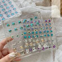 36/64/100 Slot Scatola Gioielli in Acrilico Trasparente, Scatola Portaoggetti per Anelli e Gemme, Scatola Organizer per Conchiglie, Perfetta per Conservare Paillettes, Brillantini e Fiori Secchi, Scatola Gioielli Ideale per Signore, Ottimo Regalo per Rientro a Scuola, Ringraziamento, Natale e Capodanno, Alla Moda e Pratica, Soluzione di Stoccaggio Perfetta per Hobbisti DIY e Appassionati di arte di unghie - Multicolore - Visualizzare 11