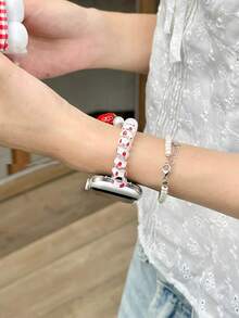 1条INS风可爱波点弹力发圈表带，配草莓珍珠吊坠，适用于 38/40/41/42/44/45/46/49mm Ultra/SE/11/10/9/8/7/6/5/4/3/2/1，创意透气女士表带配件