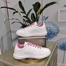 高品质真皮McQueen轻便新款白色女士运动鞋，厚底，增高，百搭，休闲，运动，平底鞋 - 白紅 - 查看 1