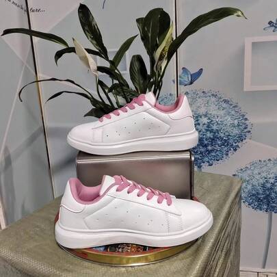Zapatillas deportivas blancas de mujer de alta calidad, de cuero genuino, de la marca McQueen, ligeras, con suela gruesa, elevadas, versátiles, casuales, atléticas y planas