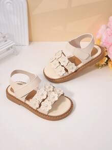 1双幼儿女童3D花朵珍珠装饰仿皮透气露趾踝带平底凉鞋，甜美公主风生日派对鞋 - 米色 - 查看 7