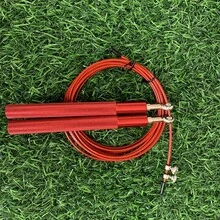 1 pieza Cuerda de saltar ajustable, mango de aleación de aluminio, material de PVC+alambre de acero, adecuado para ejercicios de adultos, fortalece las piernas y las habilidades de salto, empaquetado individualmente - Multicolor - Ver 2