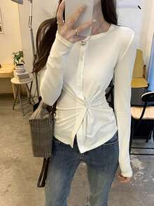 Thin Long Sleeve Undershirt Women, New Design Oblique Button Niche T-Shirt - White - View 3