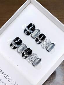 Handmade Square Nail Stickers; Hand-Painted Silver Cat Eye Nail Art, High-Quality Minimalist Design, Autumn Nails, Full Coverage Fake Nails, Y2K Nails, Unique Niche Creative Fake Nails, Daily Wear Nails, Cute Modern Style Nails, Removable And Reusable - Multicolor - View 6