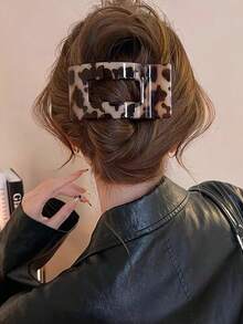 2pcs/1pc Women 4.40in/11.2cm Brown & Gray Leopard Print Flat Alligator Clip Hair Claws, Fashionable, Elegant, Minimalist, Solid Color Hair Accessories Suitable For Daily, Casual, Party, Commute, Beach, Vacation, Ponytail, Bun, Washing Face, Makeup, Outfit Matching, Hair Slide, Hair Barrettes, Head Accessories, Hairpin,Summer,Holiday,Travel - Multicolor - View 8