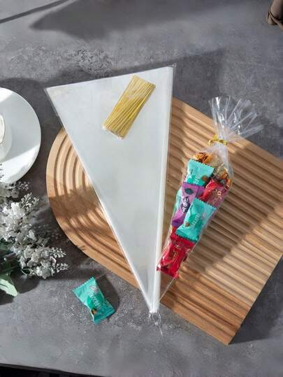 48/20 adet Koni Şeklinde Üçgen Poşet, İpli, Atıştırmalık Poşetleri, Koni Şeklinde Atıştırmalık Poşetleri, Pasta Poşetleri, Koni Şeklinde Tatlı Poşetleri, Koni Şeklinde Mumlu Kağıt Tatlı Poşetleri, Atıştırmalık, Patlamış Mısır, Şekerleme, Çikolata, Kek Saklamak İçin Uygundur.