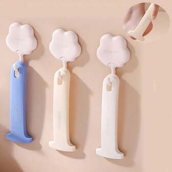 Professionell fotreparationskniv för att ta bort död hud, skrapa förhårdnader på hälar och fotsulor samt slipa huden på fötterna. Kniv mot repor på död hud