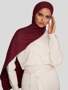 Lenço feminino clássico, simples e elegante, em cor sólida, com acabamento em viscose jersey de alta qualidade (1 unidade), estilo turbante longo, ideal para o dia a dia, passeios e encontros. - Borgonha - Ver 2