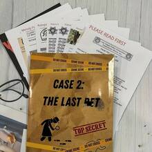 1 pieza 8in*8in*1.6in Juego de palabras misterio que brilla en la oscuridad - Juego de mesa Ahorcado para fiestas, con giro y iconos H-A-L-K, de material plástico, adecuado para viajes familiares, desafío de palabras portátil, sin necesidad de lápiz y papel, apto para fiestas, viajes, noches de juegos para adultos, fiesta de temática de terror - Caqui - Ver 11