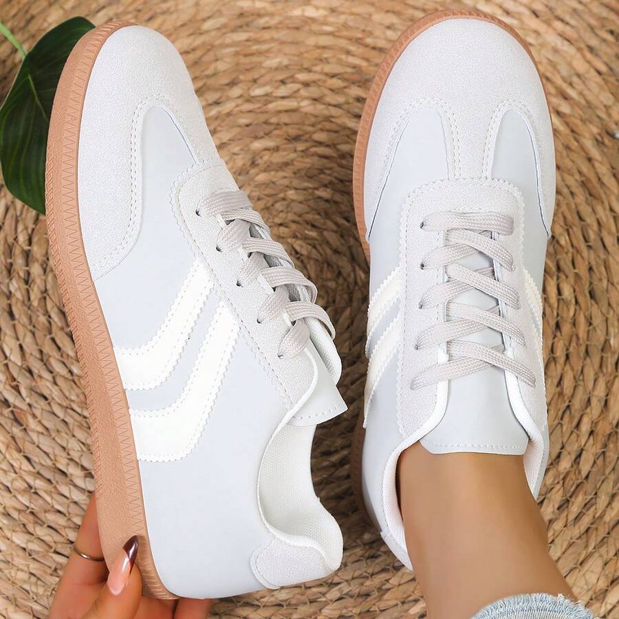 女士休闲平底运动鞋，适合日常穿着 - 灰色 - 查看 1