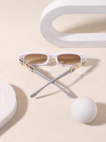 1 PC Women's Classic Rectangle Frame Fashionable Eyeglass Temples Fashion Glasses, Combines Practicality With A Sense Of Fashion For Outdoor - Multicolor - View 7