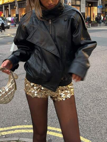 Jaqueta feminina plus size preta de couro PU com zíper e gola alta, estilo vintage, coleção outono/inverno 2025. Ideal para o Halloween e o Natal.