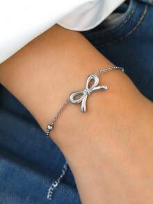 1 Stainless Steel Butterfly Bracelet, Simple And Sweet, Suitable For Daily Wear, Ladies Valentine's Day Gift Jewelry. - Bracelet - View 3