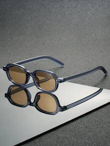 1pc Classic Fashion Rectangular Frame Glasses With Rivet Design, Classic Black Frame And Fresh Transparent Blue, Lightweight Material, Face-Flattering Design, Fashionable Men's Glasses Suitable For Street Style, Commuting, Beach, Party And Other Occasions - Multicolor - View 1