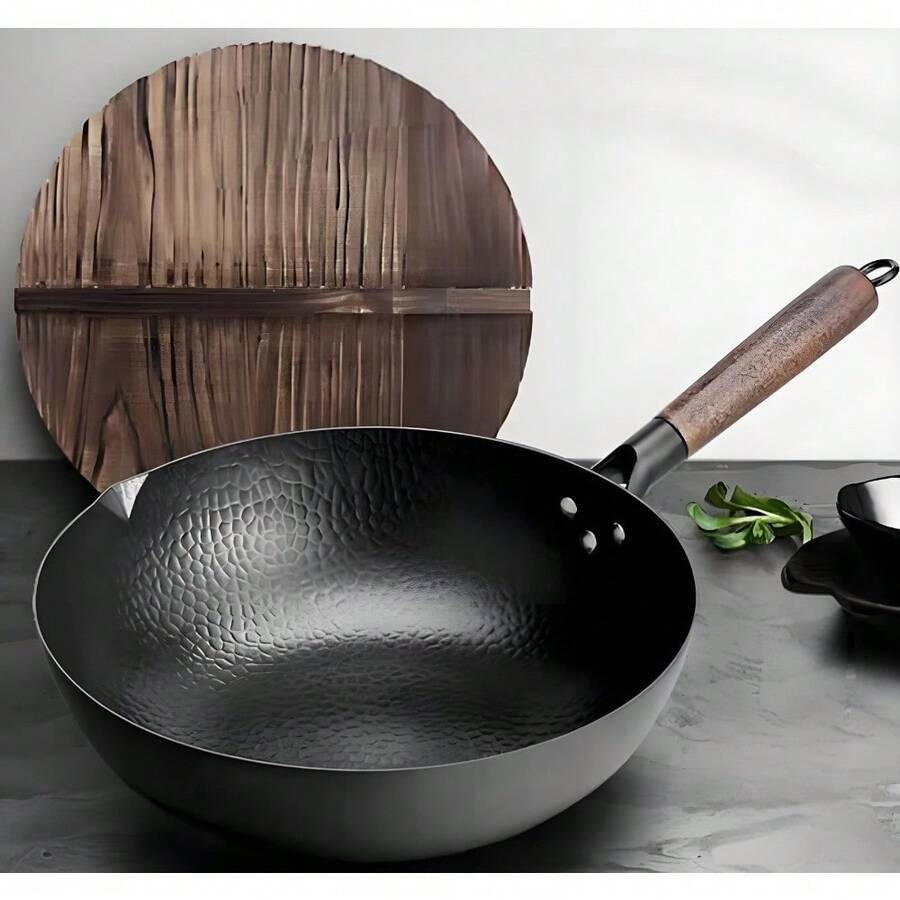 32CM Household Pure Iron Wok Non Coated Cast Iron Pan For Gas Induction Cookers - Black - View 1