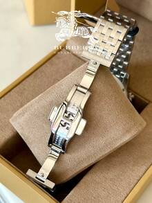 Burberry Đồng hồ nam dây đeo thép không gỉ mạ bạc, mặt số đen, chức năng bấm giờ. - Bạc - Xem 9