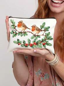 Diese charmante Kosmetiktasche mit einem Rotkehlchen- und Beerenzweig-Design ist eine leichte Reißverschlusstasche mit exquisitem beidseitigem Druck. Sie eignet sich nicht nur ideal zum Aufbewahren kleiner Gegenstände wie Toilettenartikel und Münzen (als praktische Münzbörse), sondern auch perfekt als Valentinstags-Geschenk oder Hochzeitsfavour., Reise-Toilettenartikel-Kosmetiktasche, Schminktisch-Dekoration, Kosmetiktasche, Reiseessentiell - Verschiedenfarbig - Übersicht 3