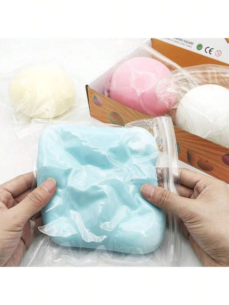 10厘米慢回弹超弹力柔软可爱慢回弹玩具套装，可重复使用，经久耐用，无异味，轻便易携，造型可爱，采用优质PU泡沫和柔软弹性材料制成。卡哇伊美学，卡通风格，可爱俏皮，Y2K灵感，简约粉彩色系（粉色/白色/黄色/浅蓝色）。圆形柔软毛绒枕头造型，表面光滑，独立包装，小巧便携，可缓解压力和焦虑，是一款舒缓情绪的玩具。