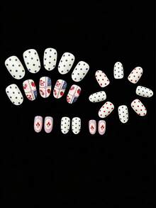 24片椭圆形美甲贴纸，春季/情人节风格（蓝色、红色波点、格子蕾丝、草莓、玫瑰、蕾丝花边设计），白色底，波点，美甲贴花，情人节礼物，亚克力美甲，适合女性约会、派对、日常拍照，提升您的魅力！ - 彩色 - 查看 4