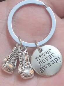 2 piezas/1 pieza Mini llavero de guante de boxeo con el lema motivacional "Nunca te rindas", decoración de mochila, regalo adecuado para amigos y hermanos - Plateado - Ver 3