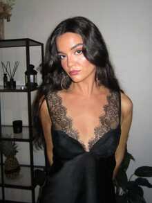 HH Women's Elegant Camisole Contrast Lace Sleeveless Tank Top, Sexy Vintage Style Slim Fit Camisole, 2026 New Fashion Street Wear