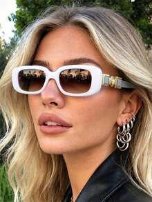 1 PC Women's Classic Rectangle Frame Fashionable Eyeglass Temples Fashion Glasses, Combines Practicality With A Sense Of Fashion For Outdoor - Multicolor - View 2