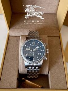 Burberry Đồng hồ nam dây đeo thép không gỉ mạ bạc, mặt số đen, chức năng bấm giờ. - Bạc - Xem 2